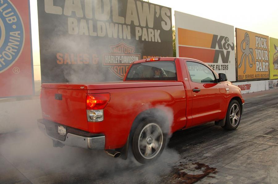  Toyota Tundra by TRD 2008 года  (фото 7 из 41)